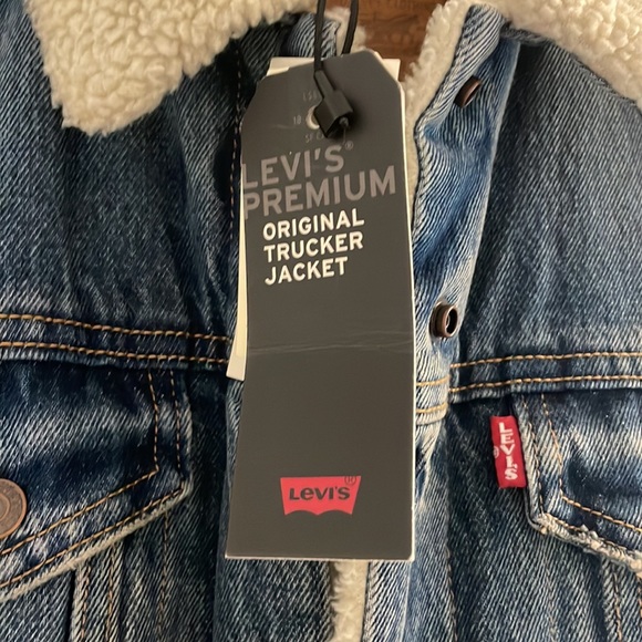 Levis original trucker jean jacket size SMALL - Picture 4 of 6